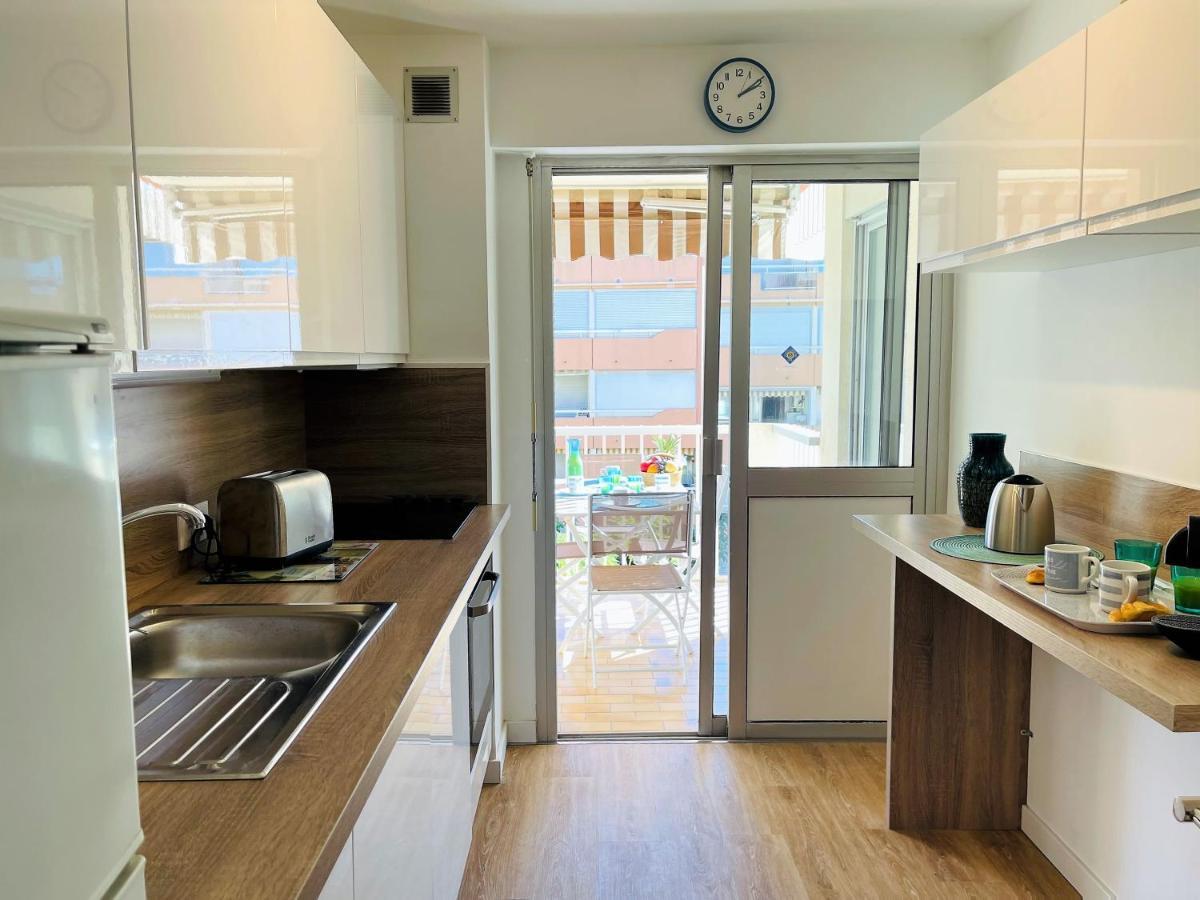 Tres Bel Appartement Face Au Port Santa -Piscine Saint-Raphaël 외부 사진