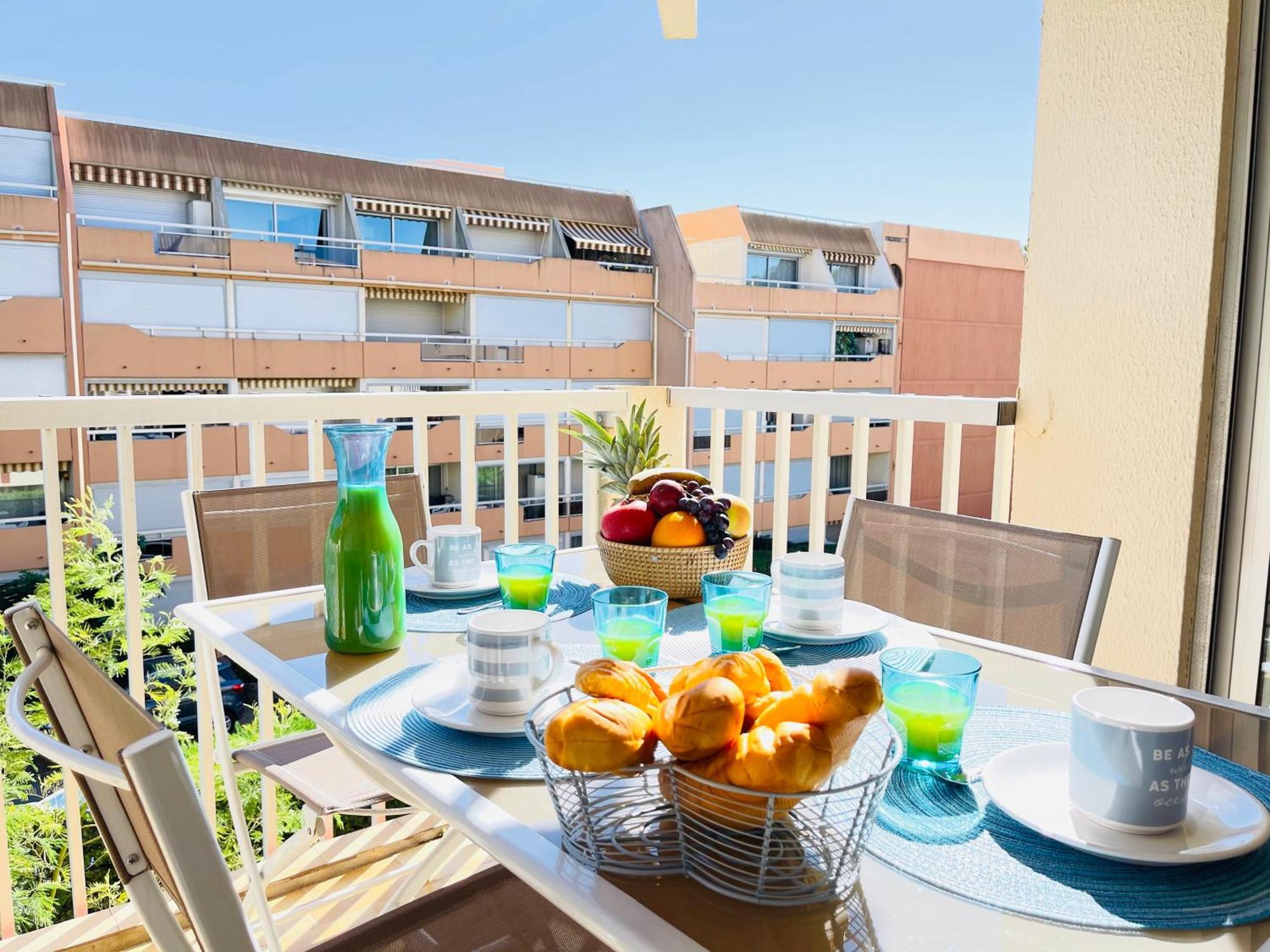 Tres Bel Appartement Face Au Port Santa -Piscine Saint-Raphaël 외부 사진